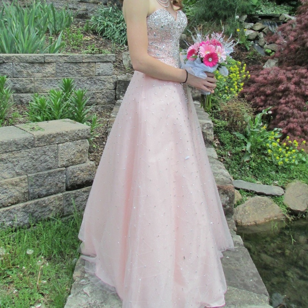 Prom Dress - Picture 2 of 3